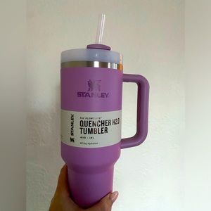 Stanley Quencher H2.0 Flowstate Tumbler (Lilac, 40oz)